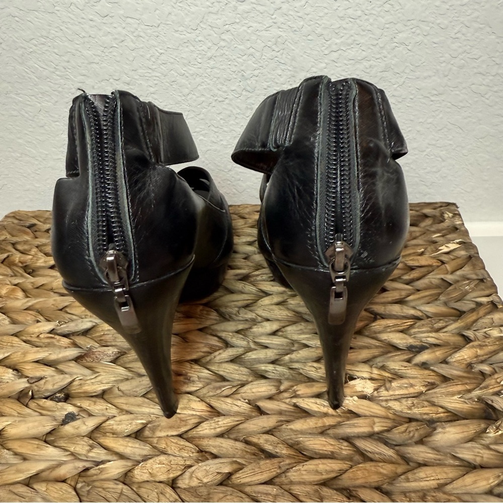 Aldo Black Strappy Heels - Picture 5 of 7